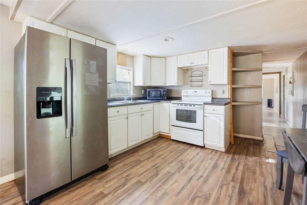 En Venta: $240,000 (4 camas, 0 baños, 1680 Pies cuadrados)