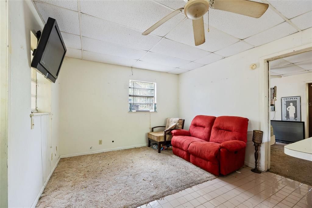 En Venta: $240,000 (4 camas, 0 baños, 1680 Pies cuadrados)