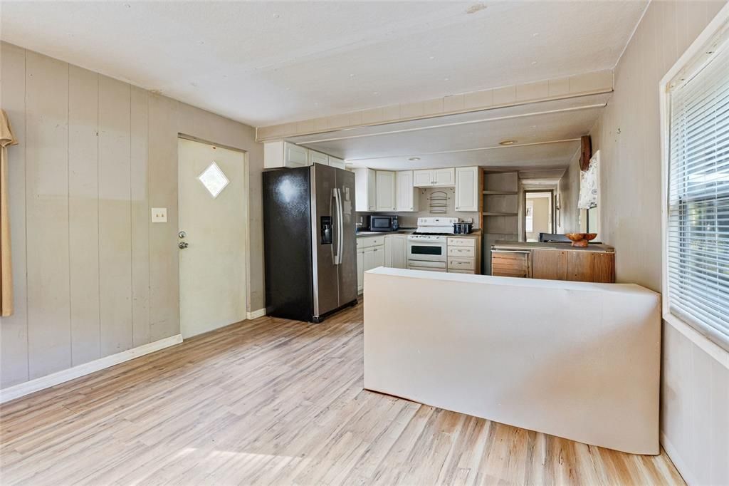 En Venta: $240,000 (4 camas, 0 baños, 1680 Pies cuadrados)