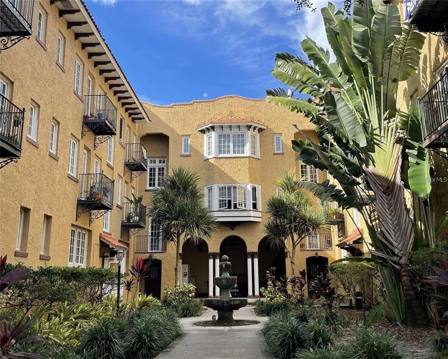 Недавно арендовано: $2,100 (1 спален, 1 ванн, 641 Квадратных фут)