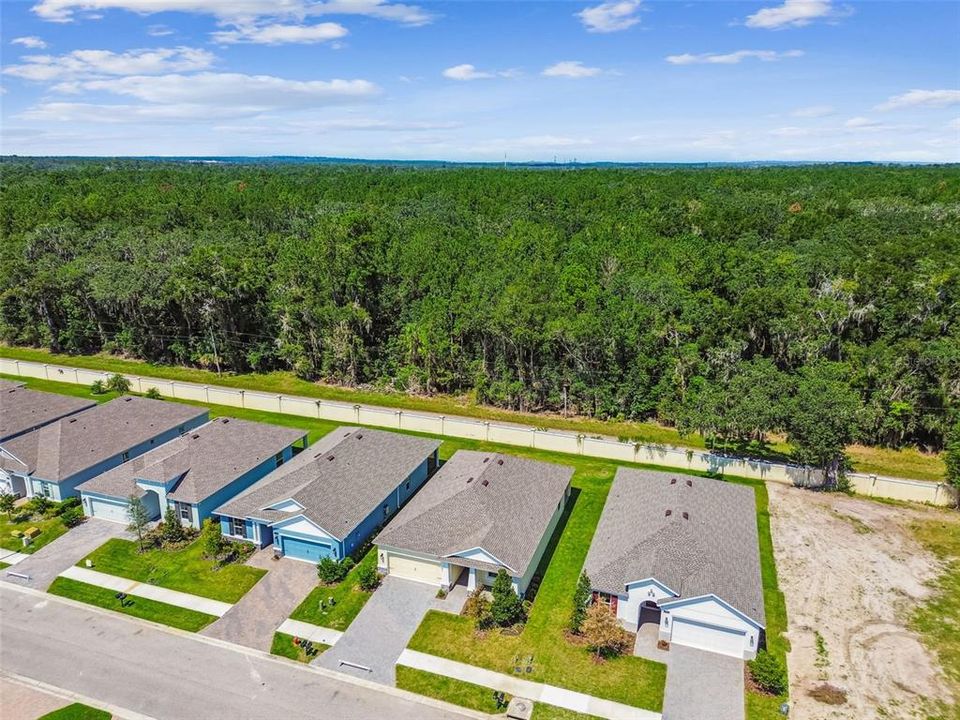 For Sale: $334,900 (2 beds, 2 baths, 1698 Square Feet)