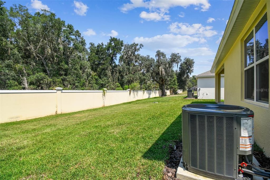 For Sale: $334,900 (2 beds, 2 baths, 1698 Square Feet)