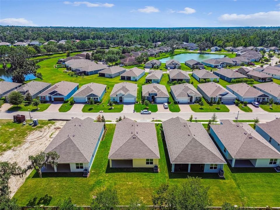 For Sale: $334,900 (2 beds, 2 baths, 1698 Square Feet)