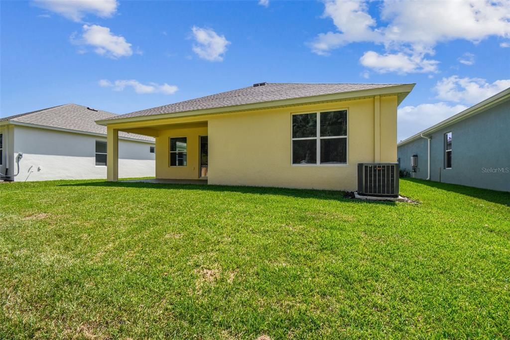 For Sale: $334,900 (2 beds, 2 baths, 1698 Square Feet)