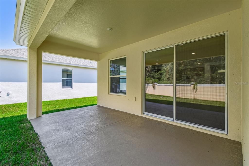 For Sale: $334,900 (2 beds, 2 baths, 1698 Square Feet)