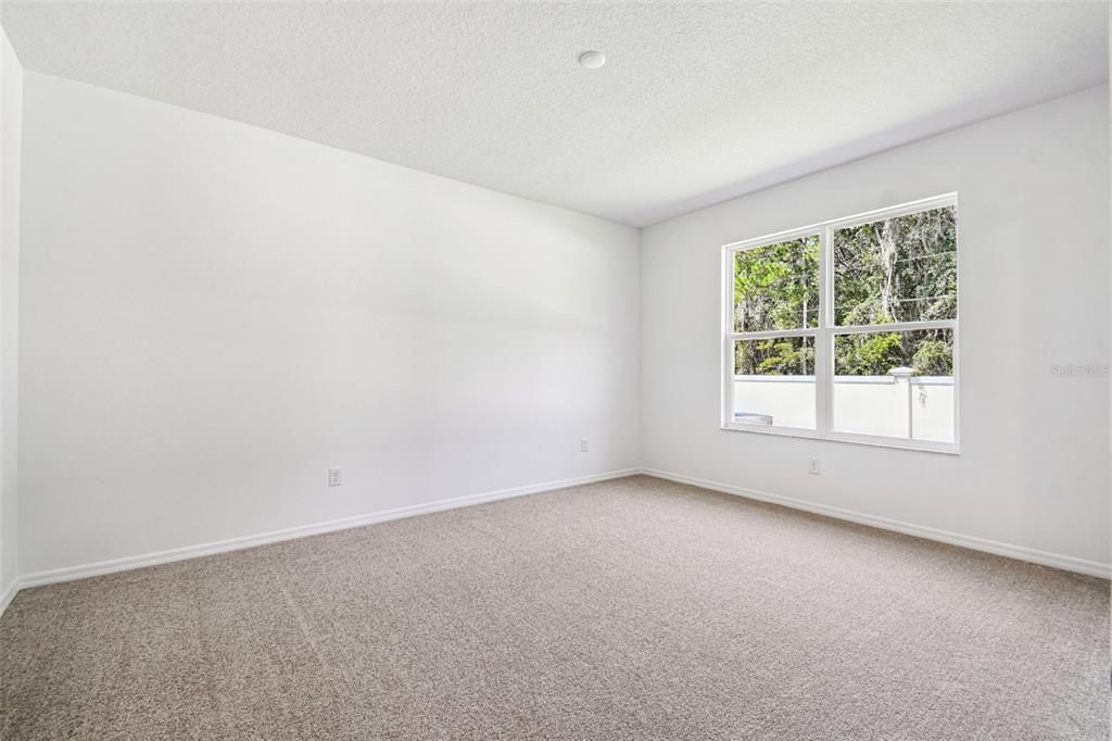 For Sale: $334,900 (2 beds, 2 baths, 1698 Square Feet)