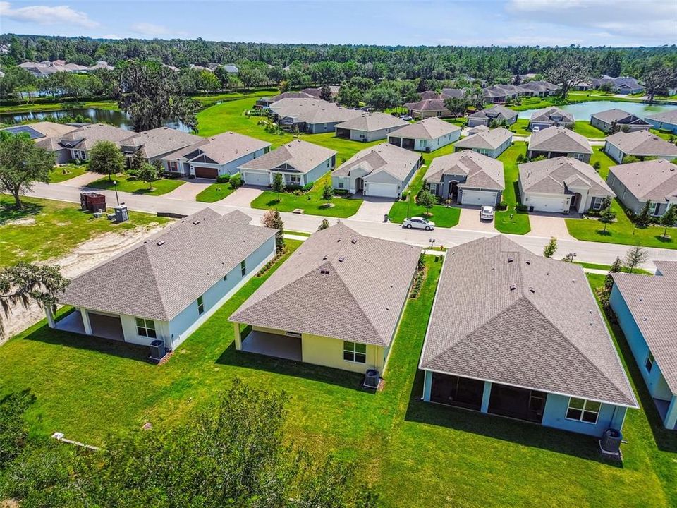 For Sale: $334,900 (2 beds, 2 baths, 1698 Square Feet)