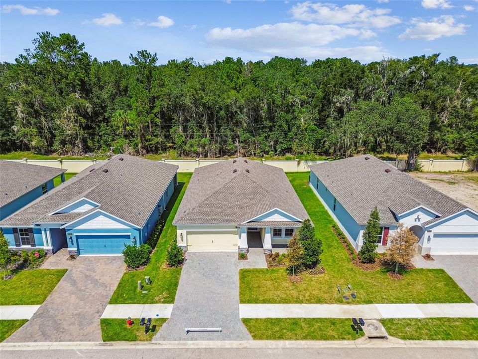 For Sale: $334,900 (2 beds, 2 baths, 1698 Square Feet)