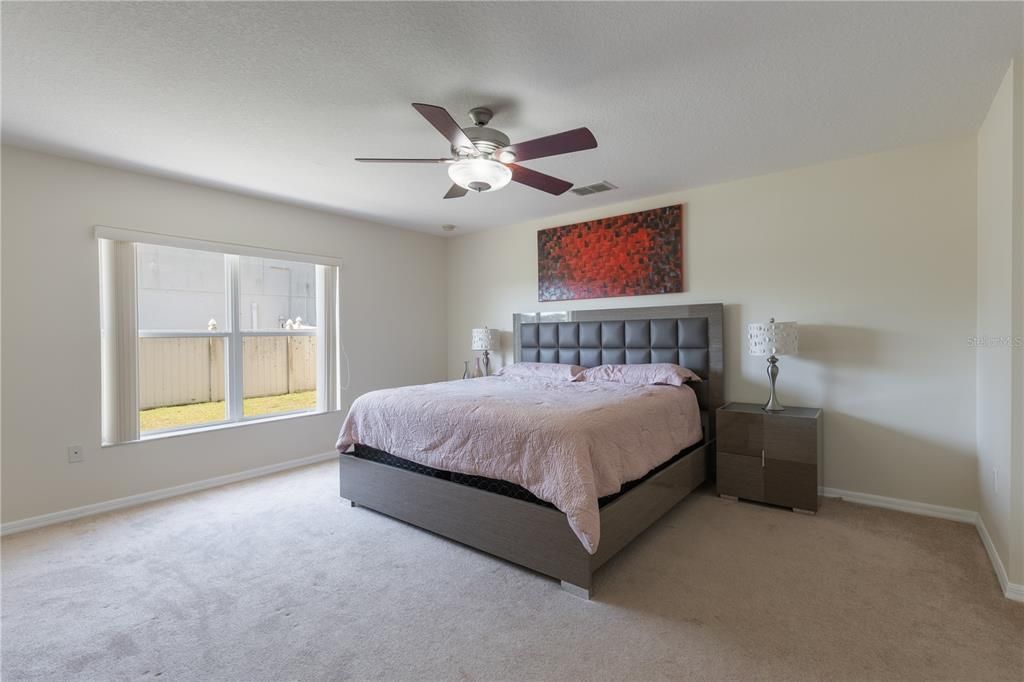 待售: $424,900 (4 贝兹, 3 浴室, 3022 平方英尺)