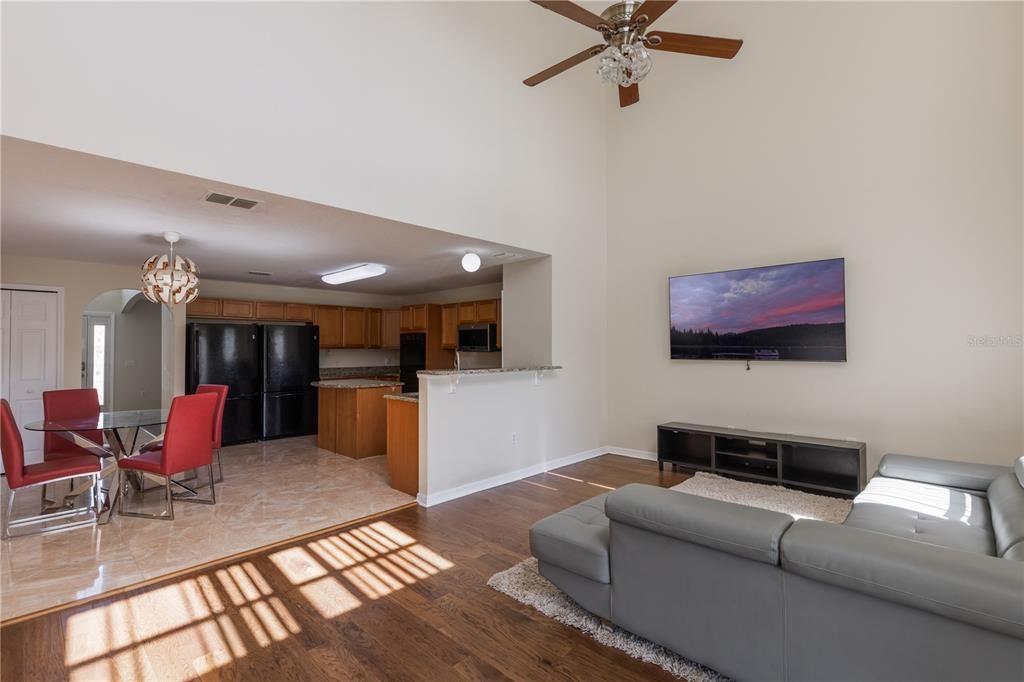 待售: $424,900 (4 贝兹, 3 浴室, 3022 平方英尺)