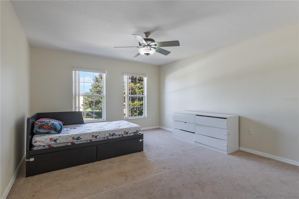 待售: $424,900 (4 贝兹, 3 浴室, 3022 平方英尺)