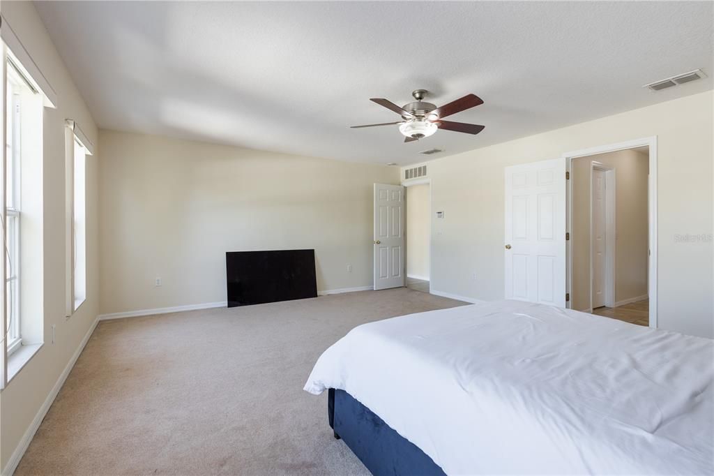 待售: $424,900 (4 贝兹, 3 浴室, 3022 平方英尺)