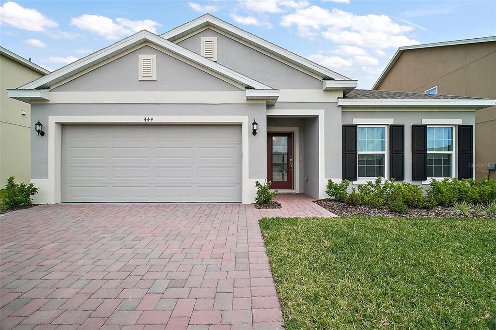 Vendido Recientemente: $369,000 (4 camas, 2 baños, 1819 Pies cuadrados)