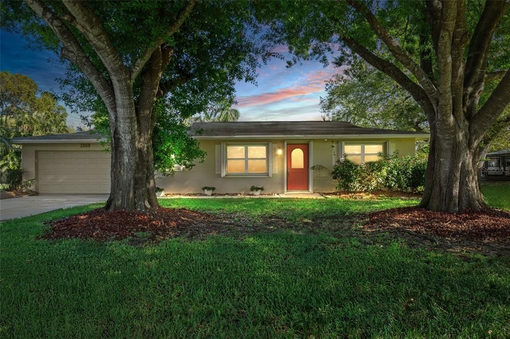 Недавно продано: $359,000 (3 спален, 2 ванн, 1230 Квадратных фут)