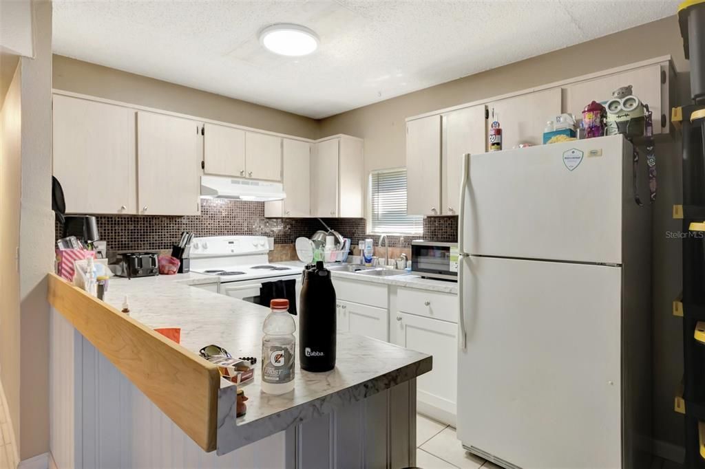 En Venta: $549,900 (3 camas, 0 baños, 2753 Pies cuadrados)