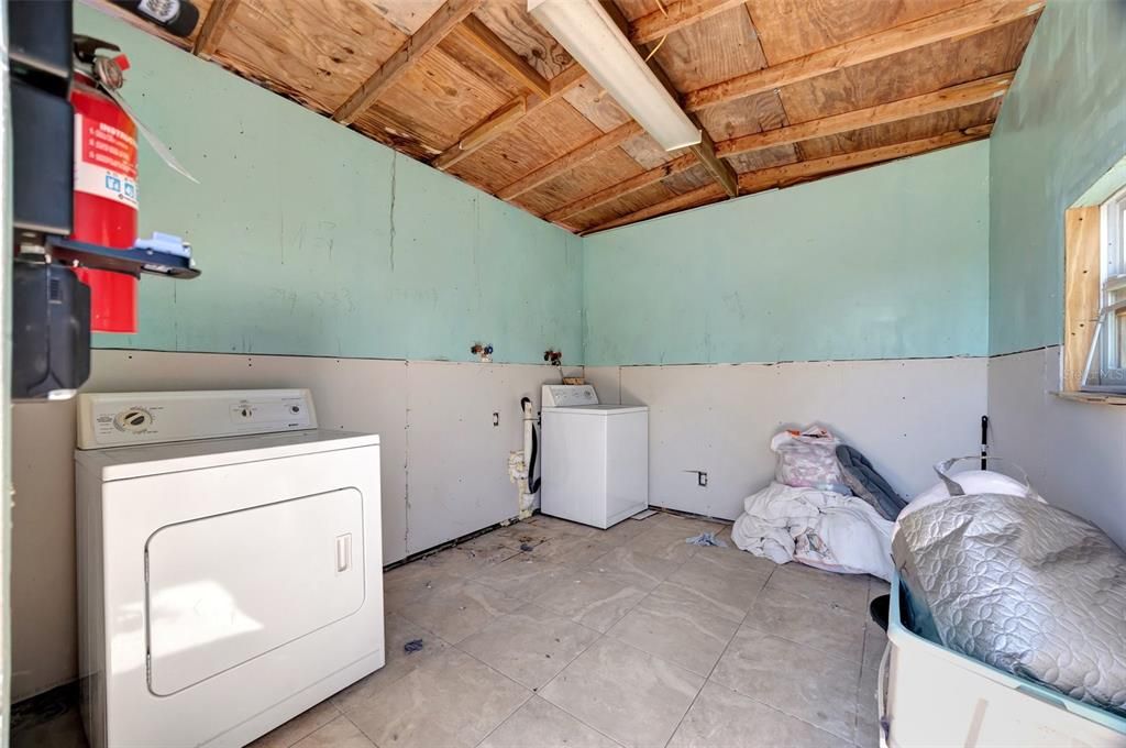 En Venta: $549,900 (3 camas, 0 baños, 2753 Pies cuadrados)