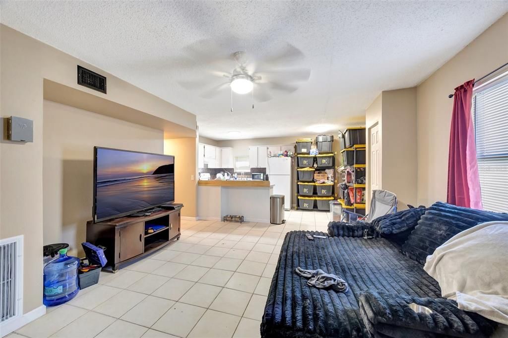 En Venta: $549,900 (3 camas, 0 baños, 2753 Pies cuadrados)