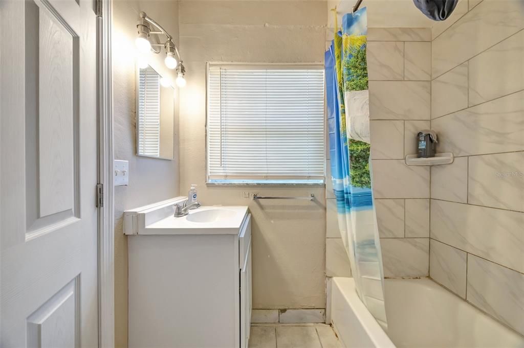 En Venta: $549,900 (3 camas, 0 baños, 2753 Pies cuadrados)