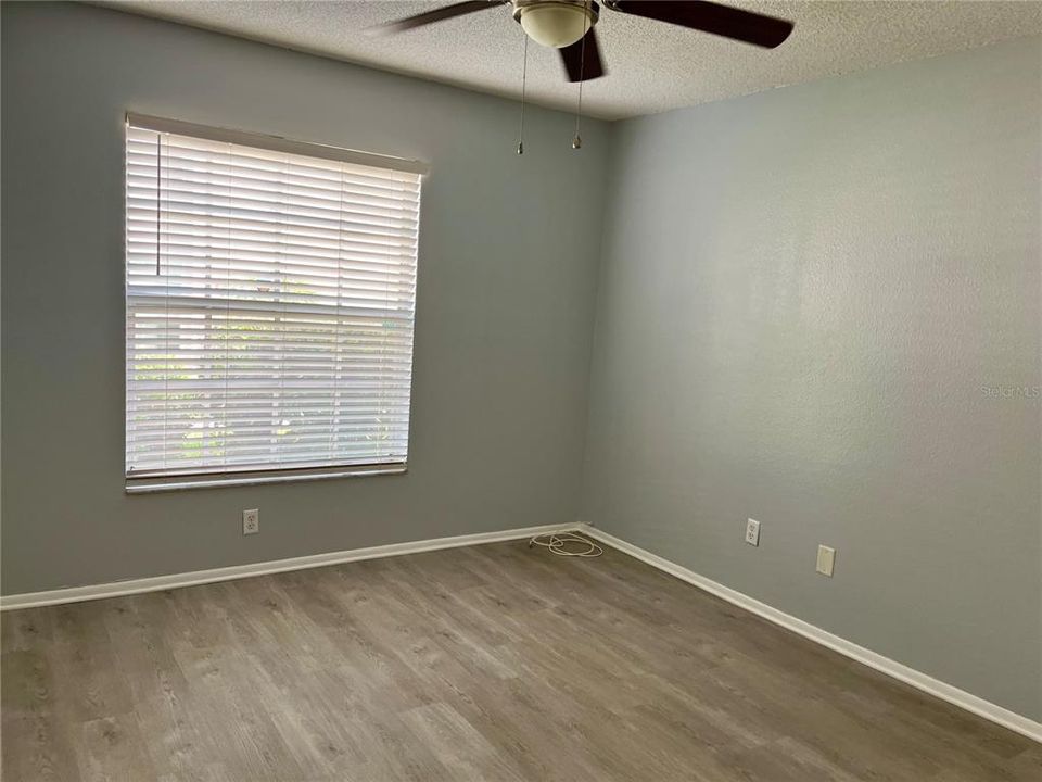 For Sale: $154,900 (1 beds, 1 baths, 570 Square Feet)