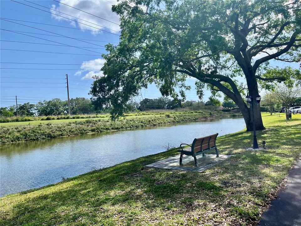 For Sale: $154,900 (1 beds, 1 baths, 570 Square Feet)