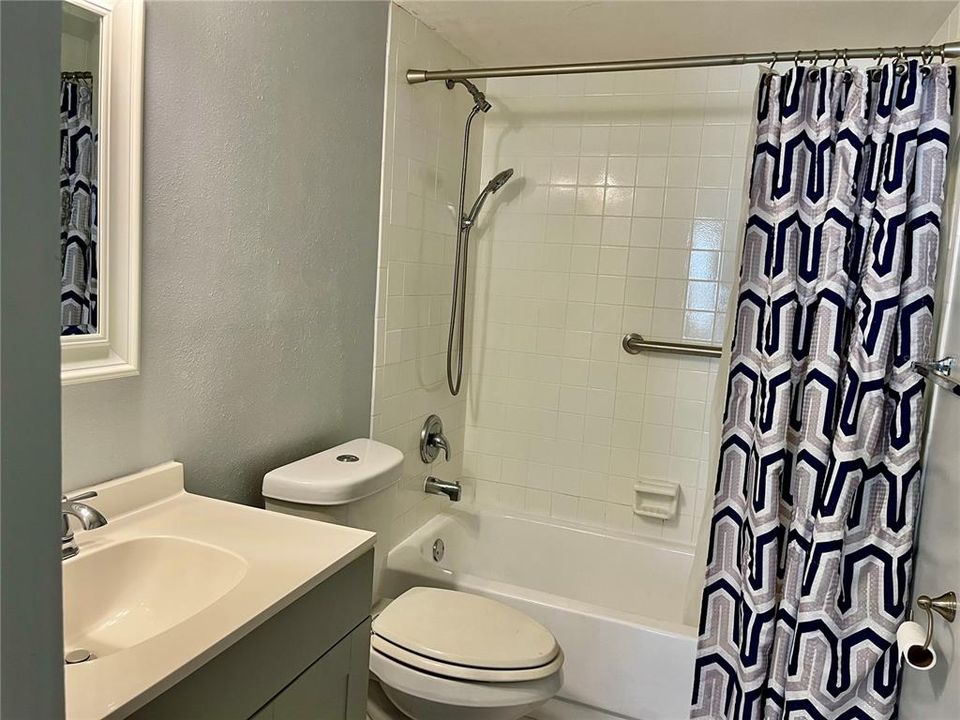 For Sale: $154,900 (1 beds, 1 baths, 570 Square Feet)