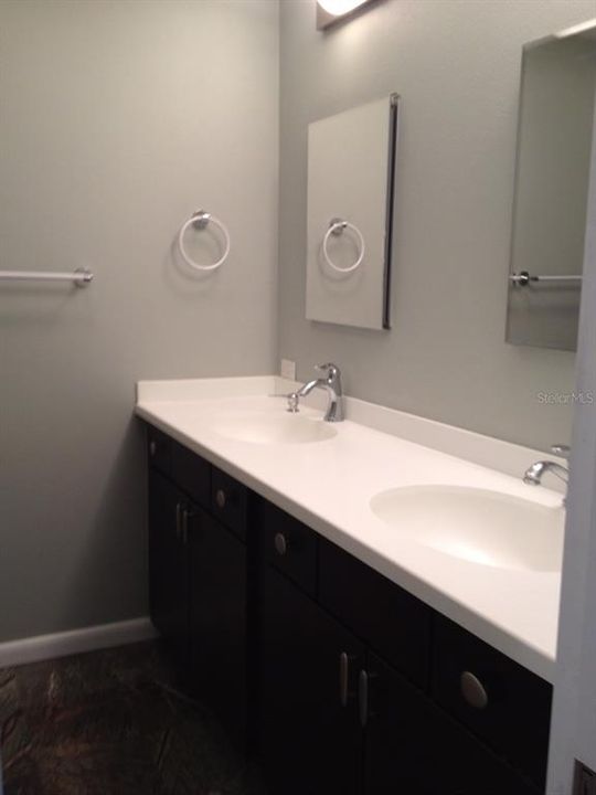 En Venta: $650,000 (2 camas, 1 baños, 2499 Pies cuadrados)