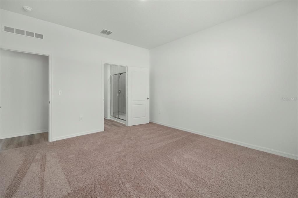 For Sale: $388,900 (4 beds, 2 baths, 2059 Square Feet)