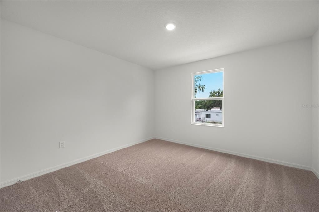 For Sale: $388,900 (4 beds, 2 baths, 2059 Square Feet)