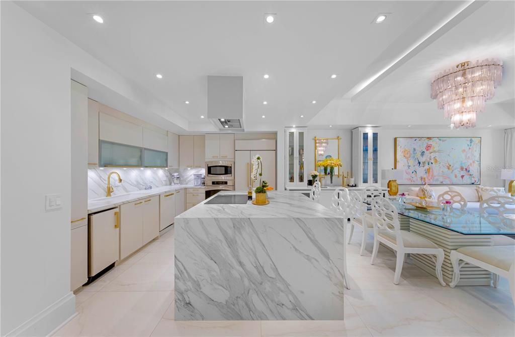 На продажу: $2,750,000 (3 спален, 3 ванн, 2765 Квадратных фут)