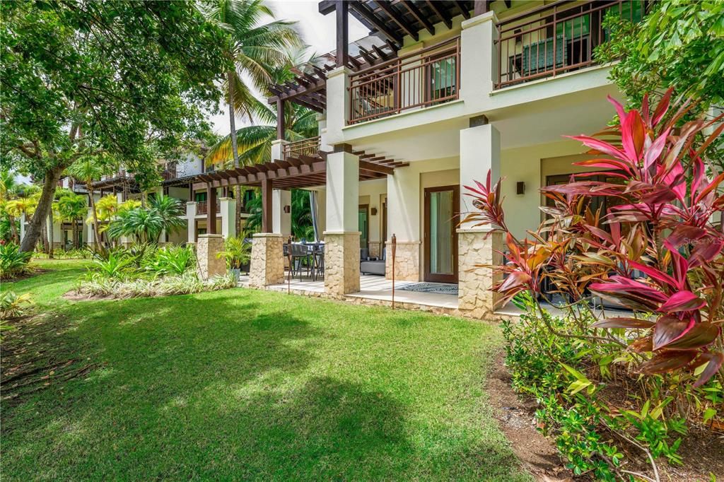 На продажу: $2,750,000 (3 спален, 3 ванн, 2765 Квадратных фут)