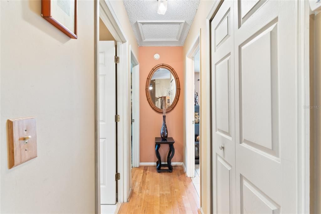 En Venta: $325,000 (3 camas, 2 baños, 1678 Pies cuadrados)