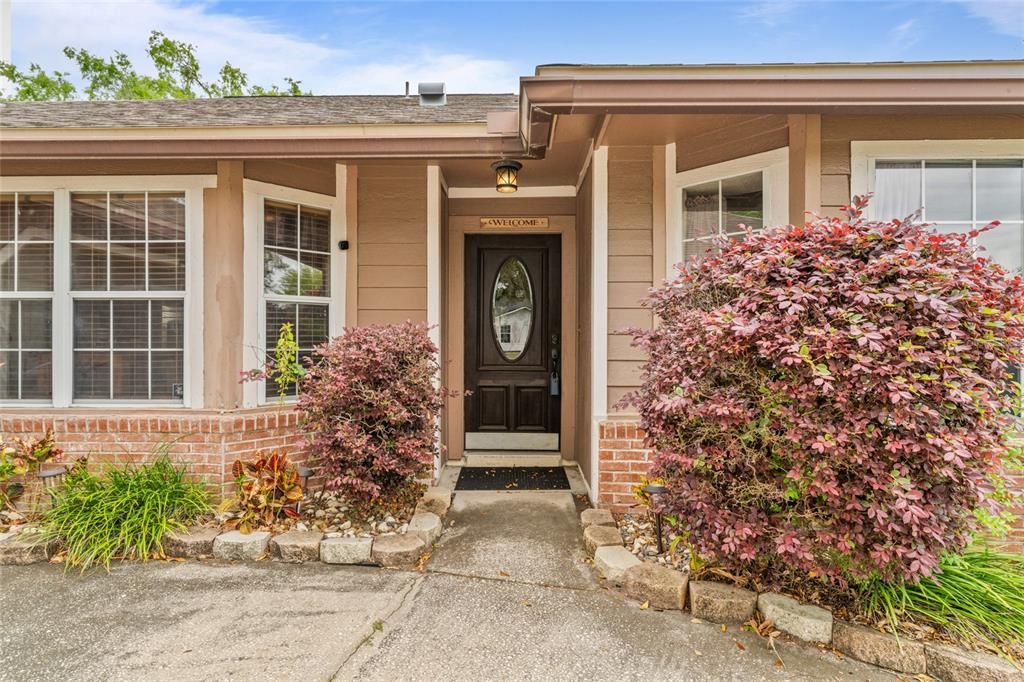 En Venta: $325,000 (3 camas, 2 baños, 1678 Pies cuadrados)