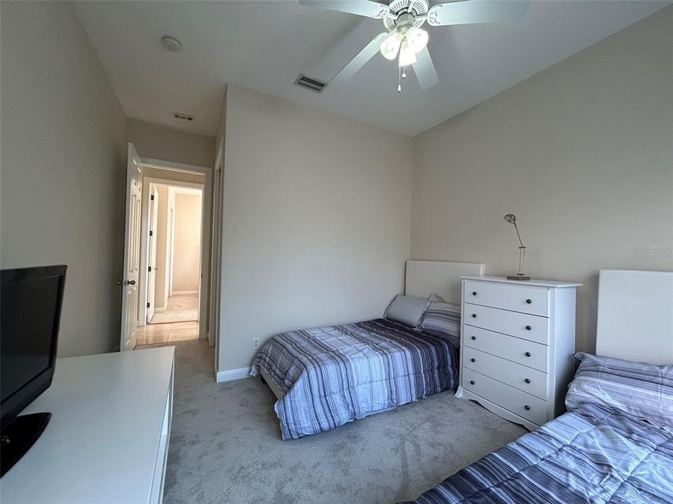 出租: $6,200 (4 贝兹, 3 浴室, 2719 平方英尺)