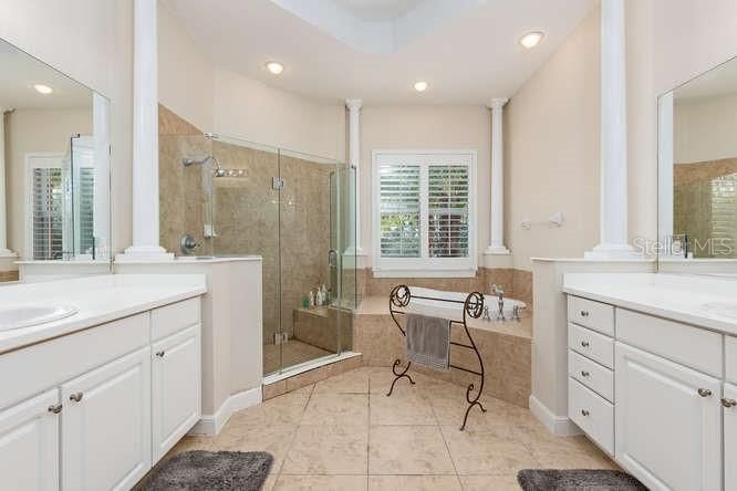 出租: $6,200 (4 贝兹, 3 浴室, 2719 平方英尺)