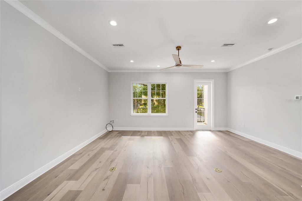 For Sale: $769,900 (3 beds, 3 baths, 2250 Square Feet)