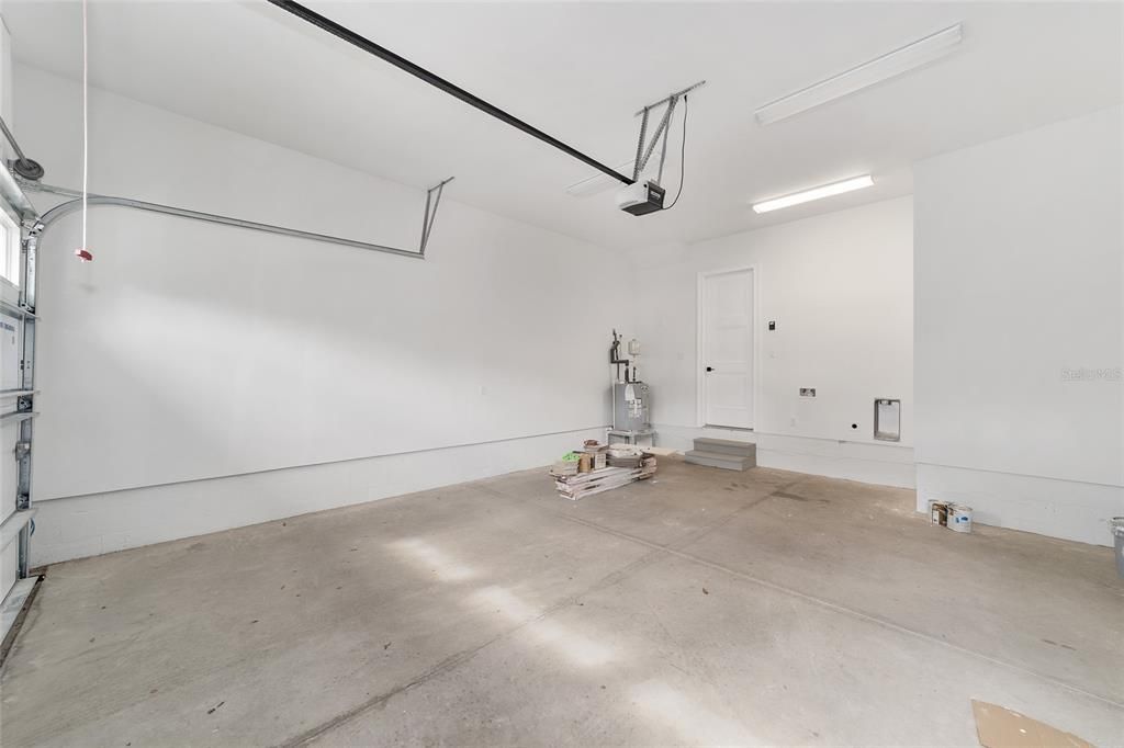 For Sale: $769,900 (3 beds, 3 baths, 2250 Square Feet)