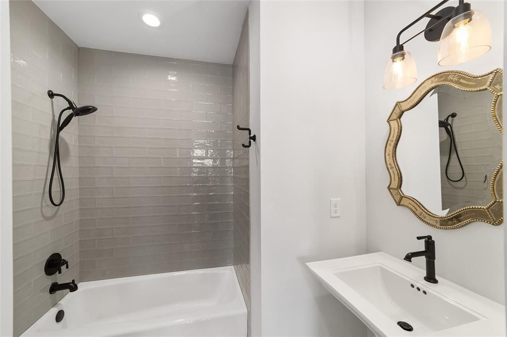 For Sale: $769,900 (3 beds, 3 baths, 2250 Square Feet)