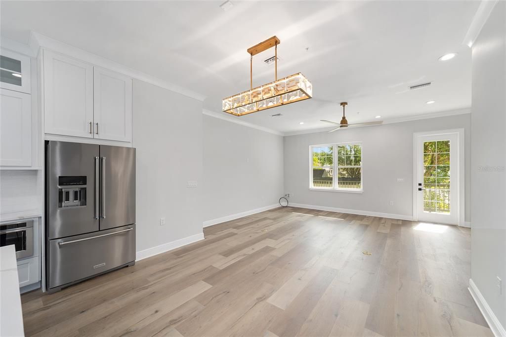 For Sale: $769,900 (3 beds, 3 baths, 2250 Square Feet)