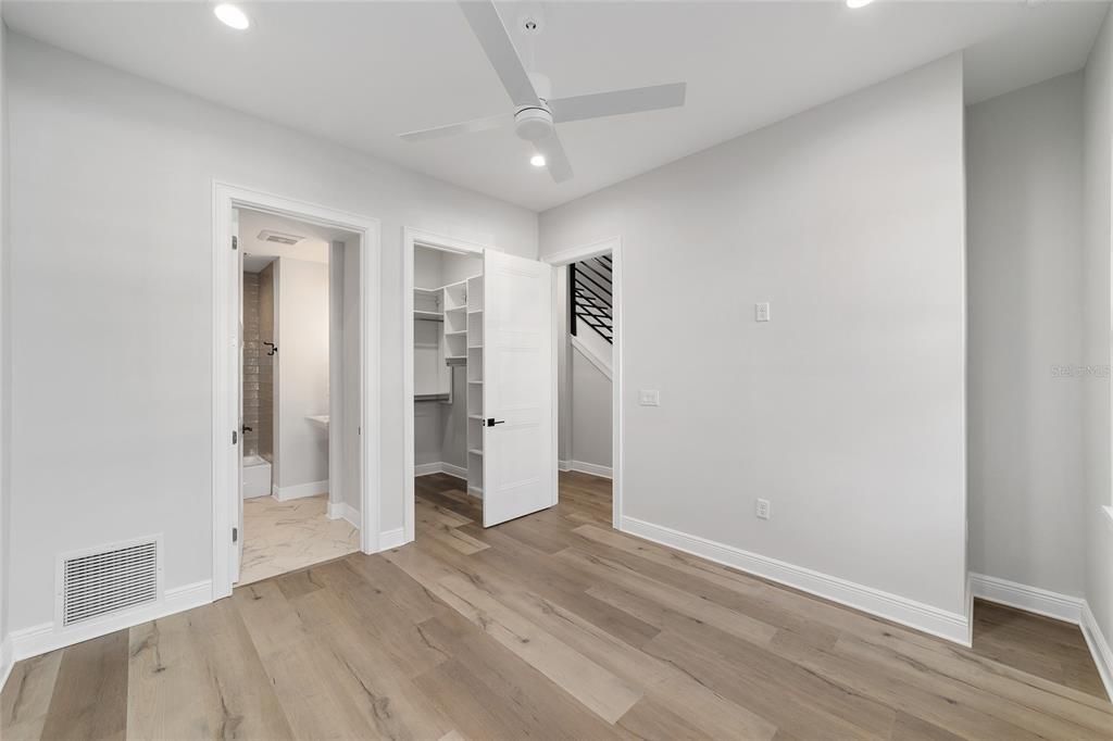 For Sale: $769,900 (3 beds, 3 baths, 2250 Square Feet)