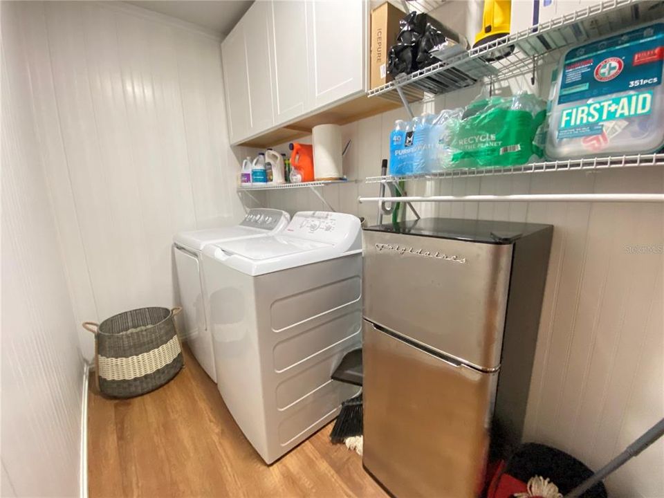For Sale: $445,000 (3 beds, 2 baths, 1782 Square Feet)