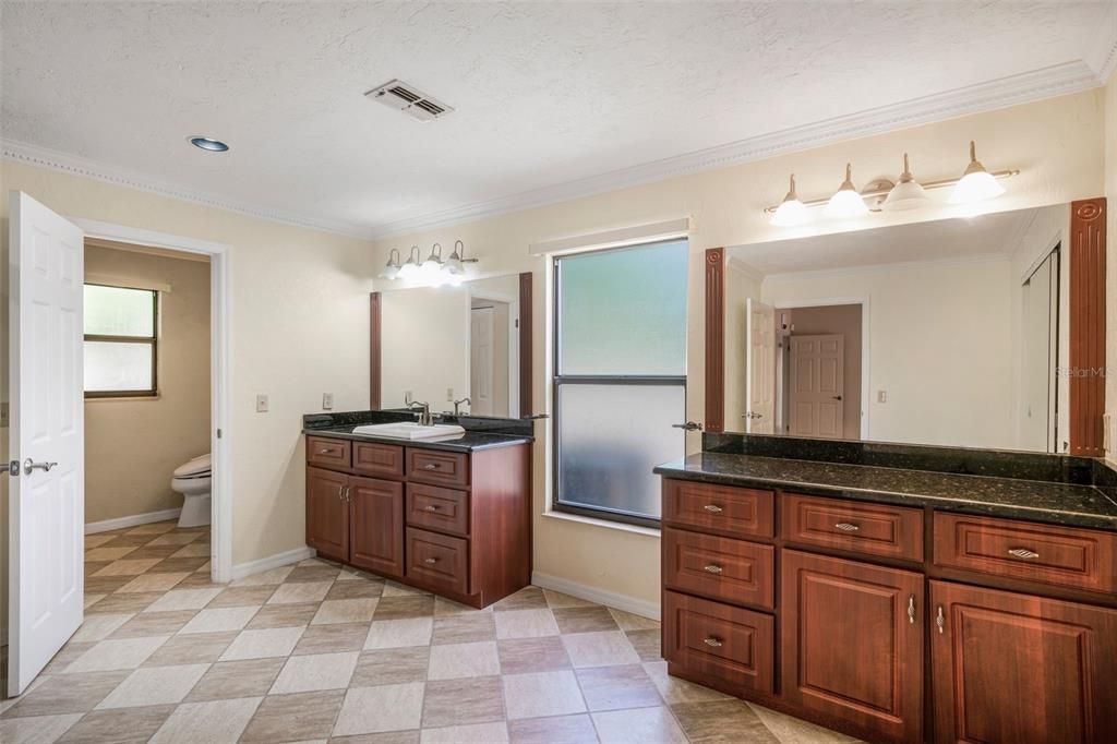 待售: $424,900 (3 贝兹, 2 浴室, 3171 平方英尺)