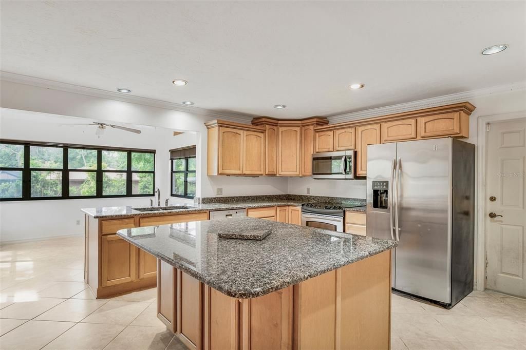 待售: $424,900 (3 贝兹, 2 浴室, 3171 平方英尺)