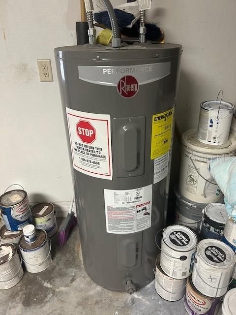 Activo con contrato: $339,000 (3 camas, 2 baños, 1168 Pies cuadrados)