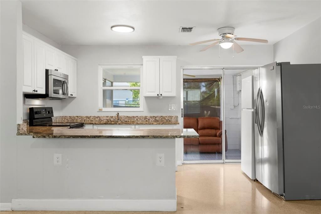 En Renta: $1,600 (2 camas, 1 baños, 1612 Pies cuadrados)