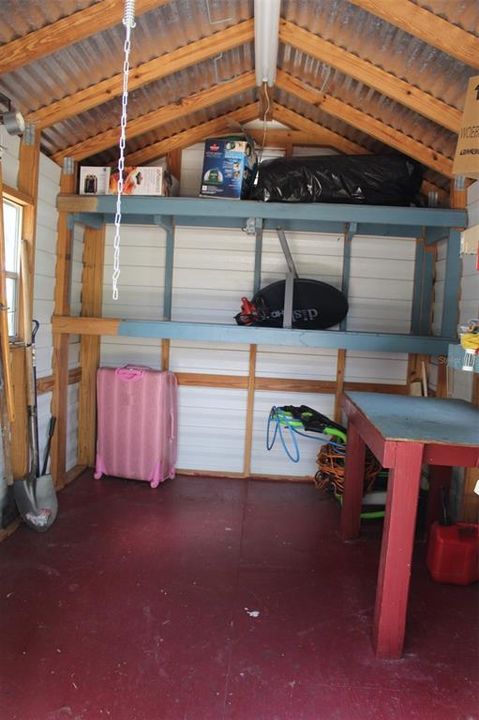 合同活跃: $209,000 (2 贝兹, 2 浴室, 1330 平方英尺)