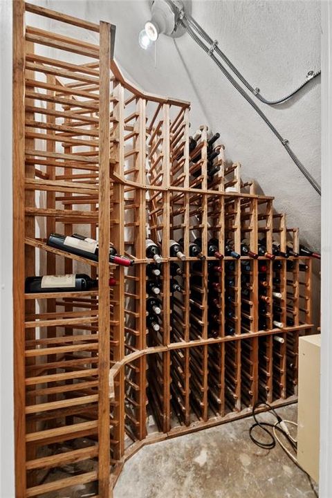 For Sale: $1,950,000 (5 beds, 4 baths, 4986 Square Feet)