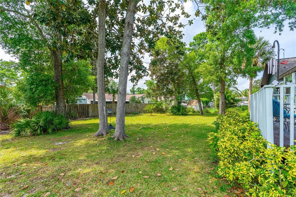 Activo con contrato: $370,331 (3 camas, 2 baños, 1986 Pies cuadrados)