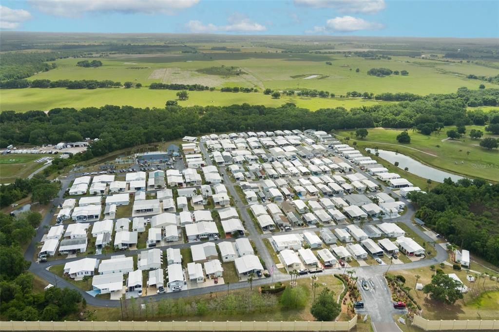 For Sale: $94,900 (2 beds, 2 baths, 805 Square Feet)