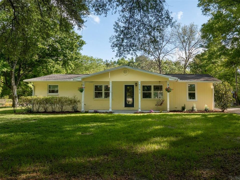 Recently Sold: $350,000 (4 beds, 2 baths, 1358 Square Feet)