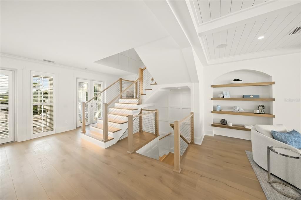 For Sale: $8,995,000 (5 beds, 6 baths, 5332 Square Feet)